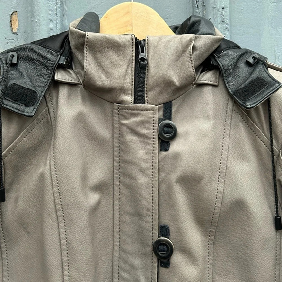 Danier Leather Winter Parka, size XXS - Picture 7 of 14